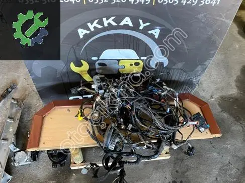 Dacia Dokker Göğüs çıkma parça