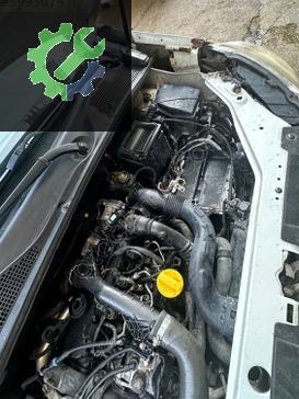 Dacia Dokker Ön Cam Izgarası çıkma parça