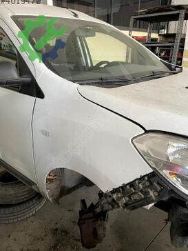 Dacia Dokker Sağ Ön Çamurluk çıkma parça