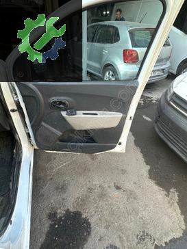 Dacia Dokker Sağ Ön Kapı çıkma parça