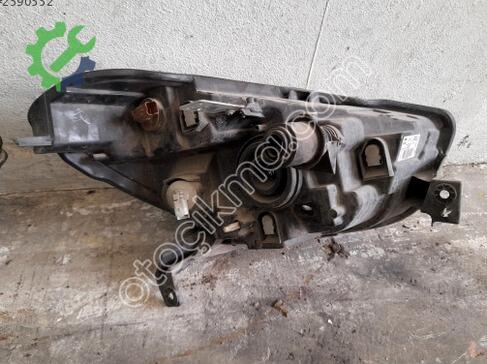 Dacia Dokker Sağ Ön Far çıkma parça