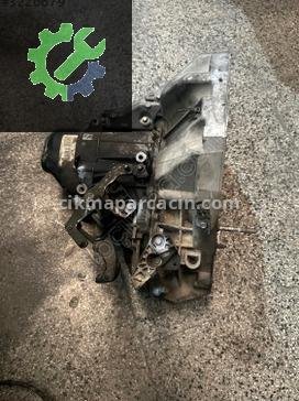 Dacia Dokker Transfer Kutusu çıkma parça