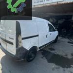 Dacia dokker sol ön kapı dolu