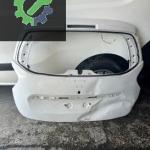 Dacia duster bagaj kapağı