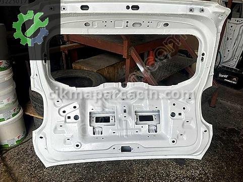Dacia Duster Bagaj Kapağı çıkma parça