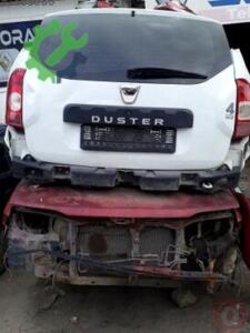 Dacia duster bagaj kapısı