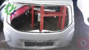 dacia duster  çıkma bagaj kapağı