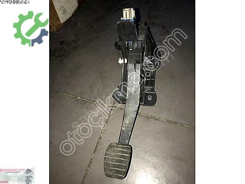 Dacia Duster Pedal çıkma parça