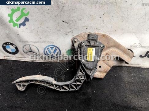 Dacia Duster Pedal çıkma parça
