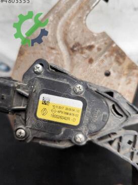 Dacia Duster Pedal 180026342R çıkma parça