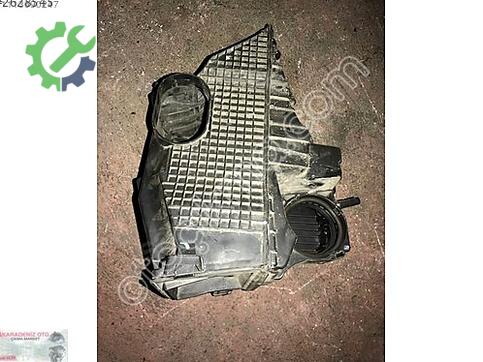 Dacia Duster Hava Filtresi Kutusu çıkma parça