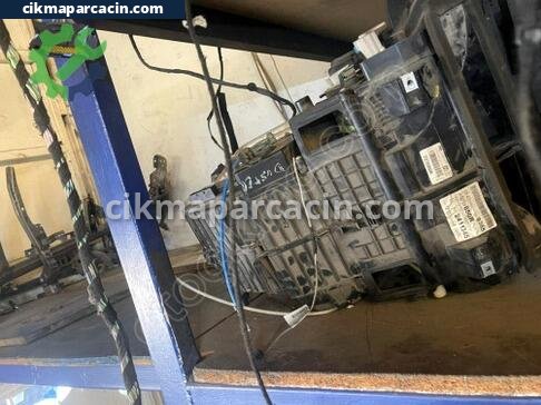 Dacia Duster Kalorifer Kutusu çıkma parça