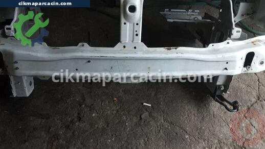 Dacia Duster Ön Tampon Demiri çıkma parça
