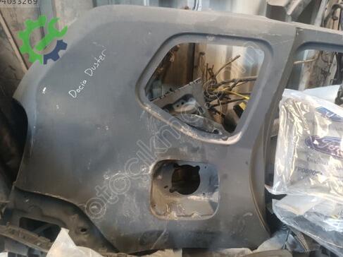 Dacia Duster Sağ Arka Çamurluk çıkma parça