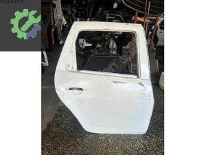 DACİA DUSTER SAĞ ARKA KAPI ÇIKMA ORJİNAL