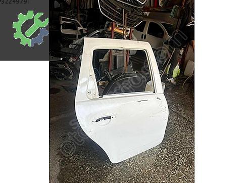 Dacia Duster Sağ Arka Kapı çıkma parça