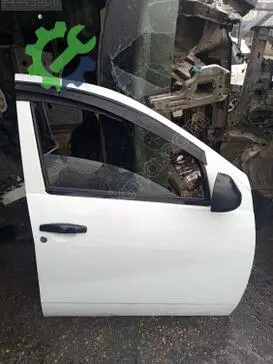 Dacia Duster Sağ Ön Kapı çıkma parça