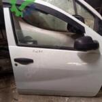 Dacia Duster Orijinal Çıkma Sağ Ön Kapı