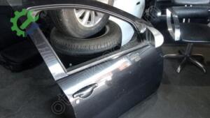 Çıkma Sağ Ön Kapı — Dacia Duster
