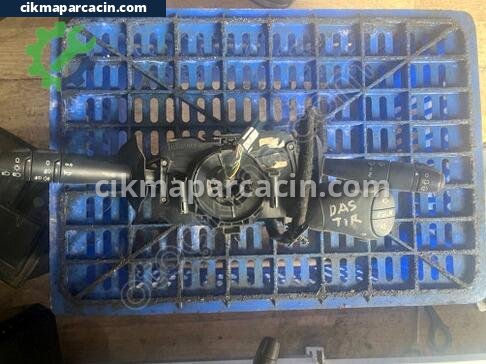 Dacia Duster Silecek Kolu çıkma parça