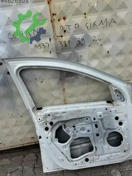 Dacia Duster Sol Ön Kapı çıkma parça