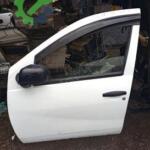 Dacia Duster Sol Ön Kapı Çıkma