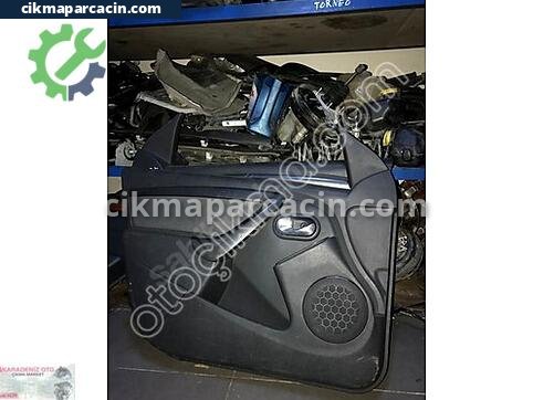 Dacia Duster Kapı Döşemesi çıkma parça