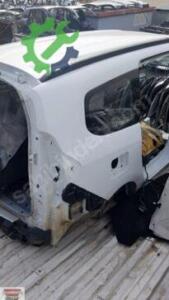 Dacia Lodgy Sağ Arka Çamurluk Çıkma