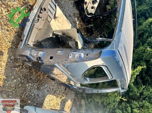 Dacia Logan Sağ Arka Çamurluk çıkma parça