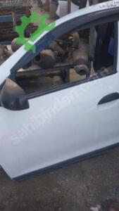 Çıkma Orijinal Sol Ön Kapı Dacia Logan