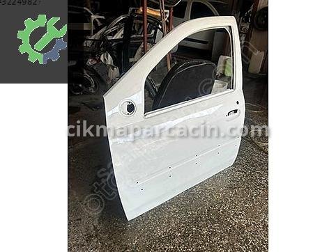Dacia Logan Sağ Ön Kapı çıkma parça