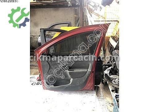 Dacia Sandero Sağ Ön Kapı çıkma parça
