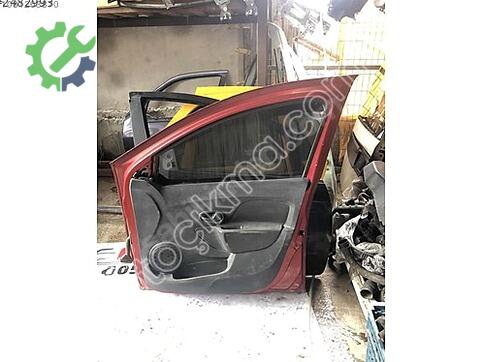 Dacia Sandero Sağ Ön Kapı çıkma parça