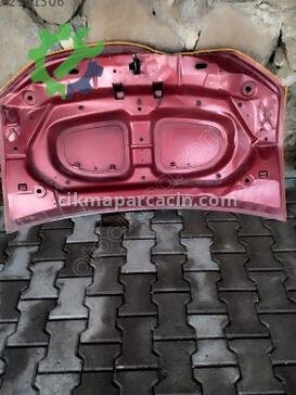 Dacia Sandero Kaput çıkma parça