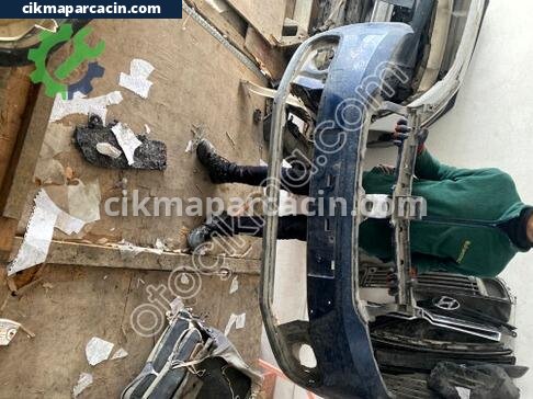 Dacia Sandero Ön Tampon çıkma parça