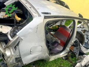 Dacia Sandero Orijinal Çıkma Sağ Arka Çamurluk
