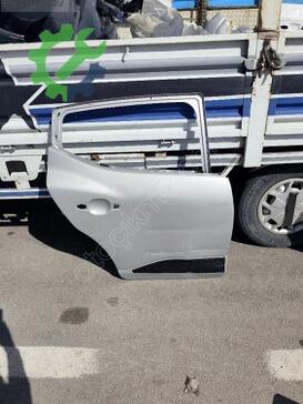 Dacia Sandero Sağ Arka Kapı çıkma parça