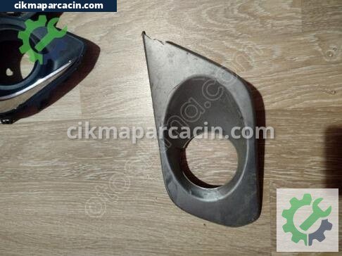 Dacia Sandero Sis Farı Çerçevesi çıkma parça