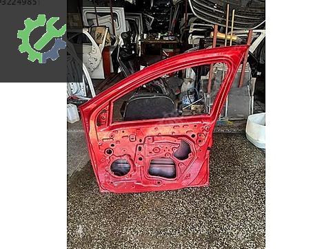 Dacia Sandero Kapı çıkma parça