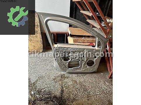 Dacia Sandero Sol Ön Kapı çıkma parça