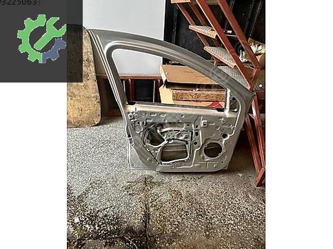Dacia Sandero Sol Ön Kapı çıkma parça