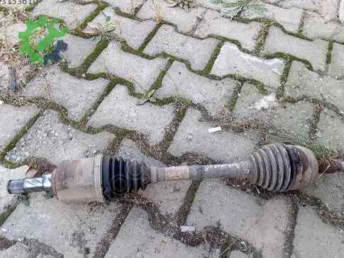 Dacia Duster Sağ Ön Aks çıkma parça