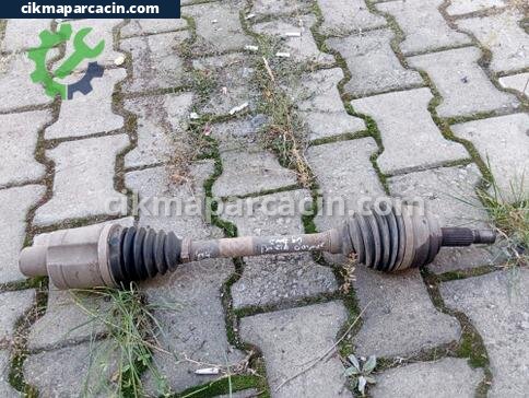 Maserati 4 Serisi Sağ Ön Aks çıkma parça