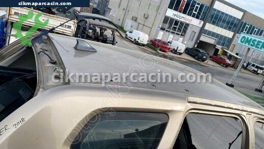 Dacia Duster Kesme Tavan Sacı çıkma parça