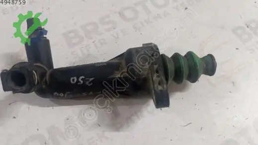 Audi Q3 Debriyaj Alt Merkezi çıkma parça