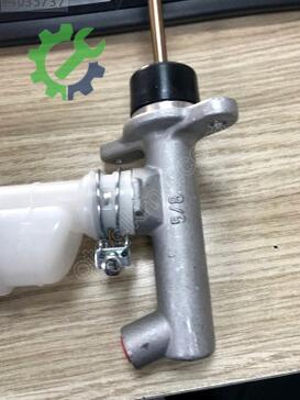 Hyundai Accent Debriyaj Üst Merkezi 41610-25020 çıkma parça