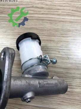 Nissan Pick-up Debriyaj Üst Merkezi 30610-01G00 çıkma parça
