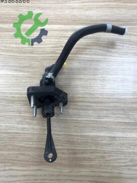 Hyundai i20 Debriyaj Üst Merkezi 41610-C8100 çıkma parça