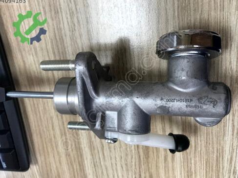 Hyundai i20 Debriyaj Üst Merkezi 41610-1J200 çıkma parça