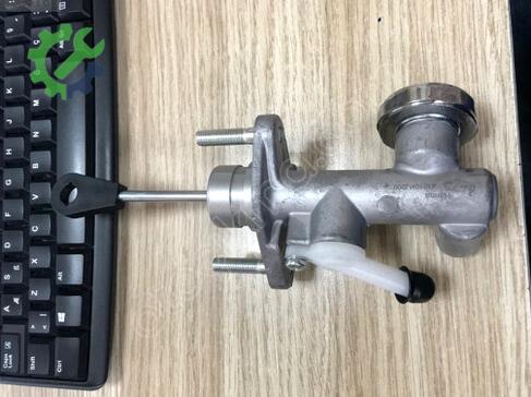 Hyundai i20 Debriyaj Üst Merkezi 41610-1J200 çıkma parça